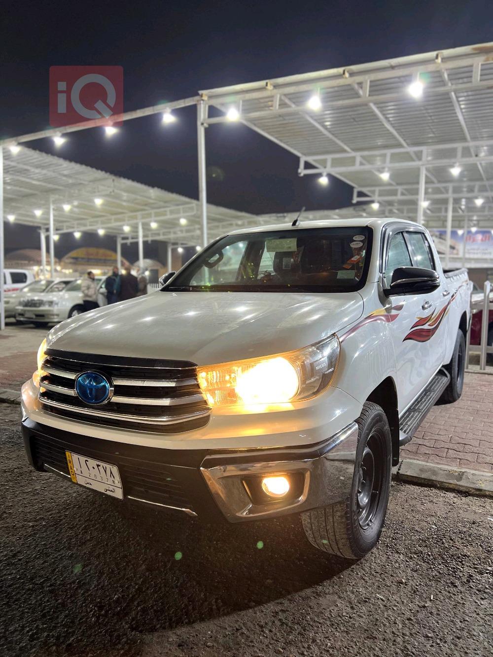 تويوتا هايلوكس